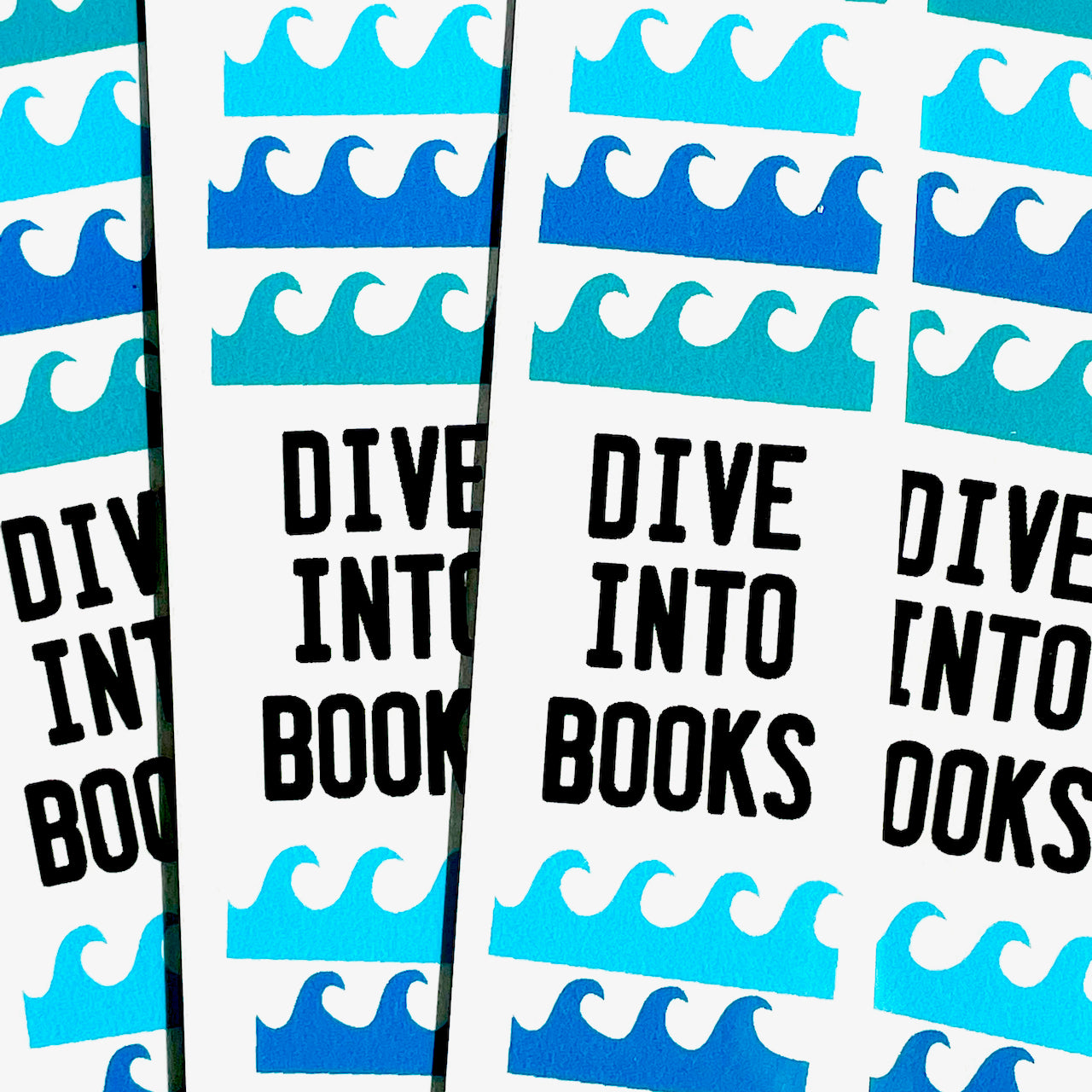 DIVE INTO BOOKS BOOKMARK