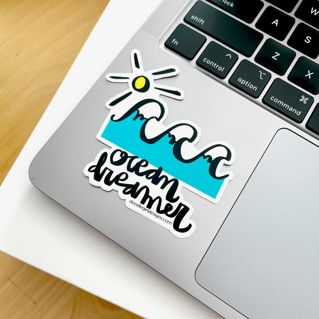 OCEAN DREAMER STICKER