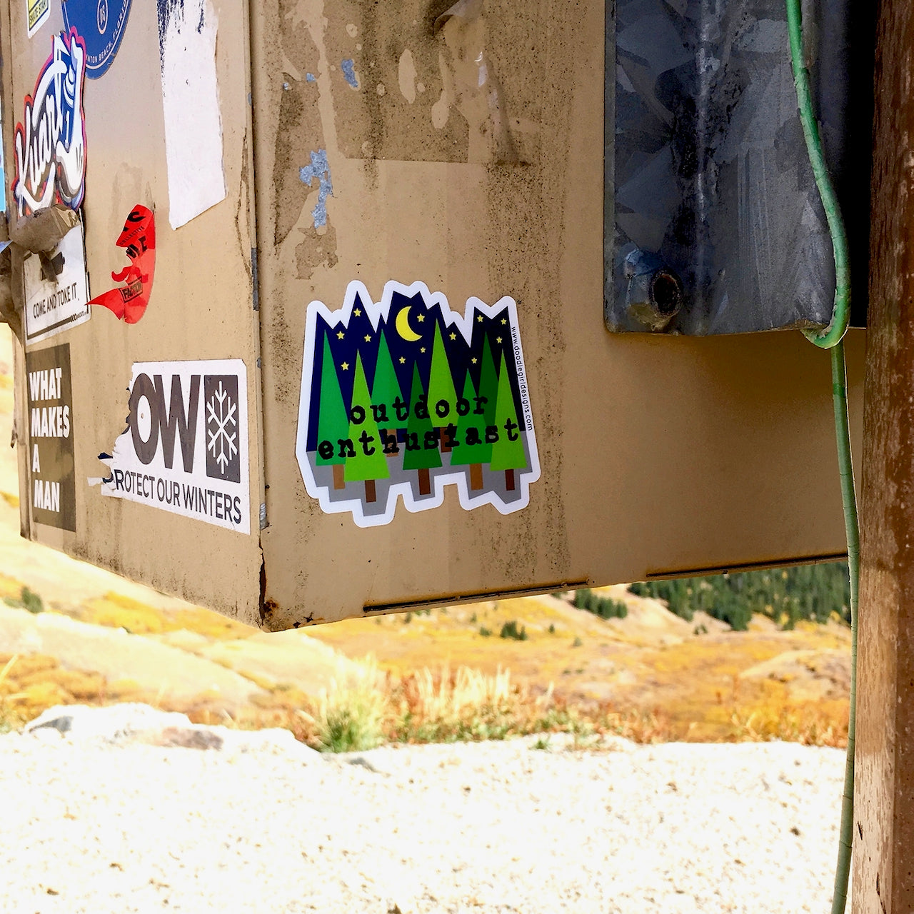 OUTDOOR ENTHUSIAST STICKER